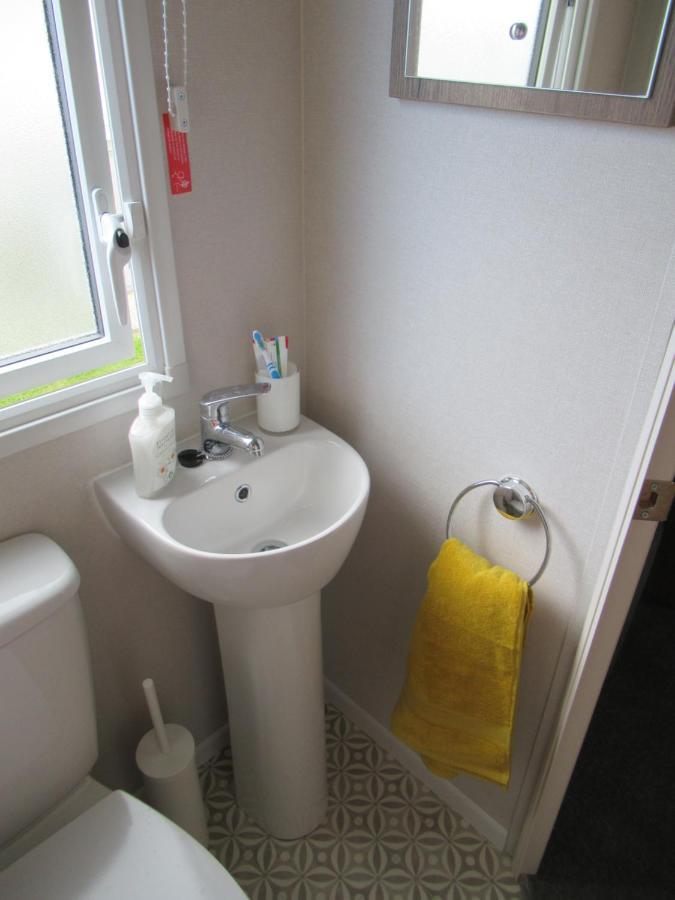 Chichester Lakeside Self-Catering Holiday Home Eksteriør bilde