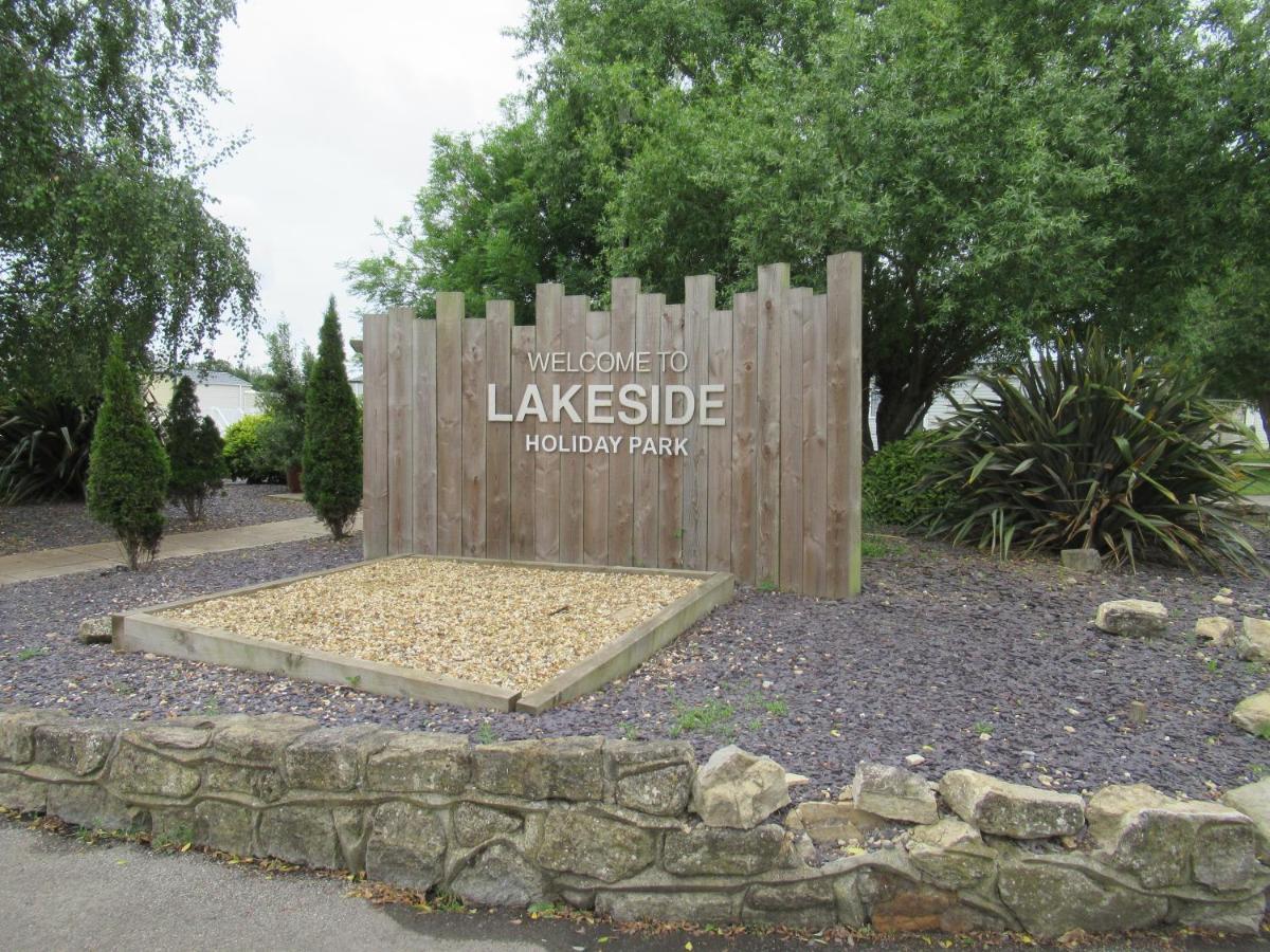 Chichester Lakeside Self-Catering Holiday Home Eksteriør bilde