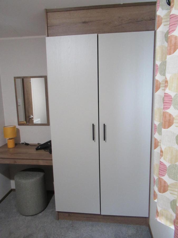 Chichester Lakeside Self-Catering Holiday Home Eksteriør bilde