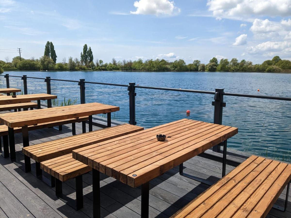 Chichester Lakeside Self-Catering Holiday Home Eksteriør bilde