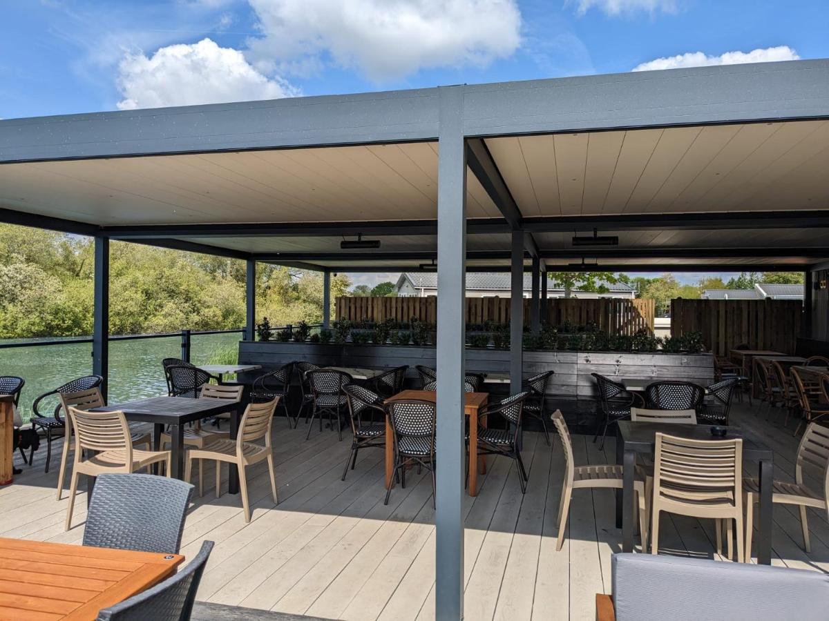 Chichester Lakeside Self-Catering Holiday Home Eksteriør bilde